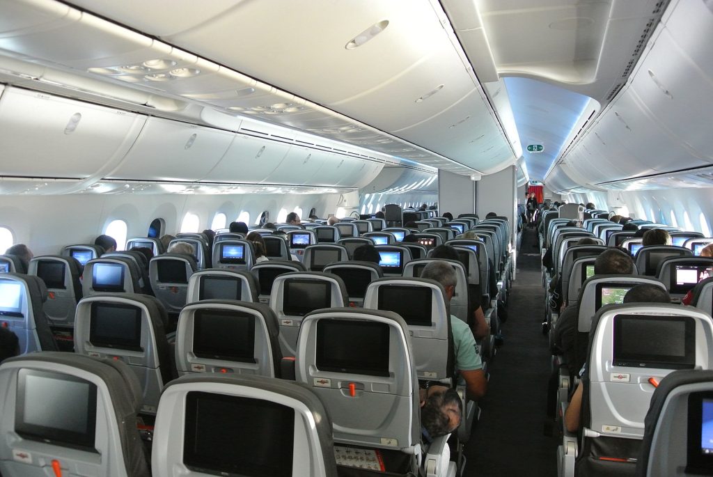 Jetstar Boeing 787 in flight. To Tokyo Japan