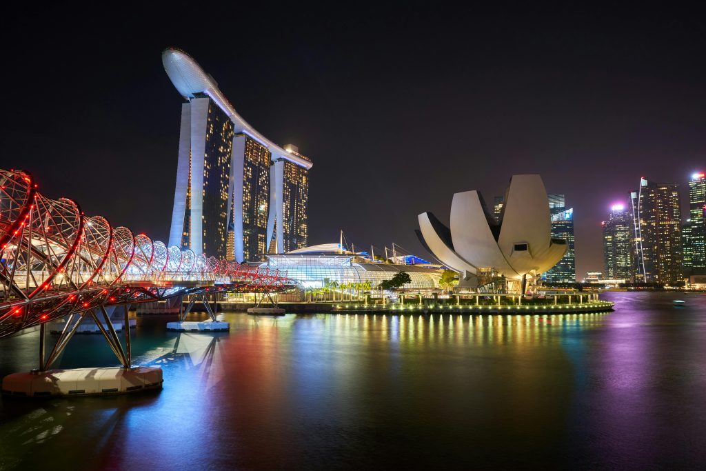 Marina Bay Sands Skyline which includes ArtScience Museum and walkway.